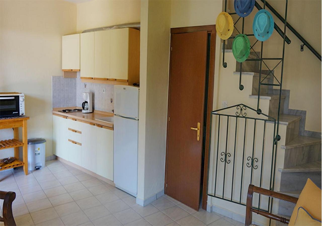 Eva'S Houses Nikiti Екстер'єр фото